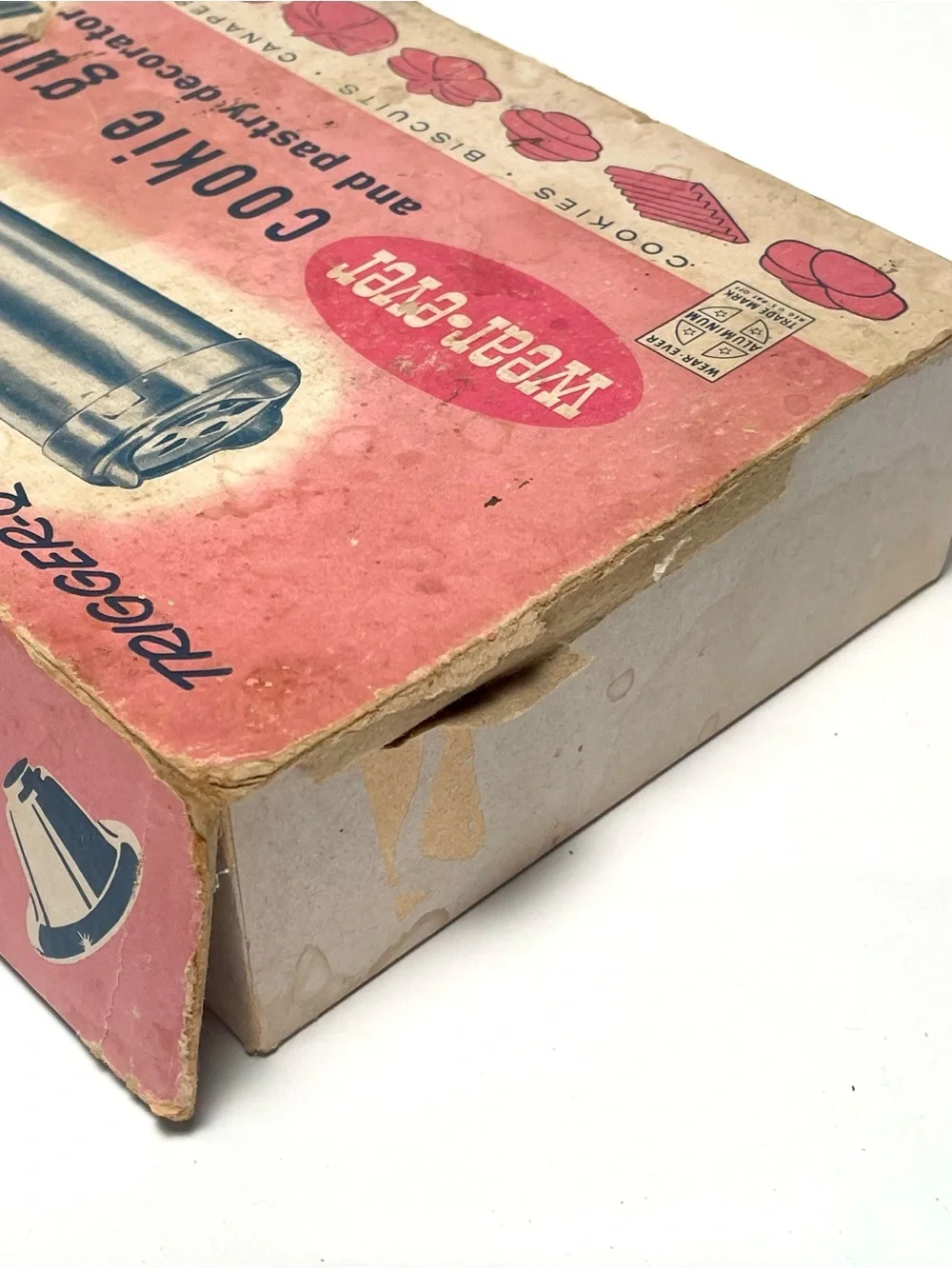 Vintage Wear Ever Cookie Gun and Pastry Decorator Trigger Quick No 3365 in box
